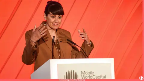 La secretaria de Estado de Digitalizaci&oacute;n e Inteligencia Artificial, Mar&iacute;a Gonz&aacute;lez Veracruz, durante un almuerzo en el marco del Mobile World Congress