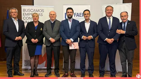 La Faepu, primera asociaci&oacute;n empresarial de la Regi&oacute;n de Murcia en adoptar esta iniciativa, reuni&oacute; a m&aacute;s de setenta personas para presentar el programa de inserci&oacute;n laboral de C&aacute;ritas Di&oacute;cesis de Cartagena y su Tarjeta Solidaria, que dona el 0,7% de cada compra sin coste para el usuario.