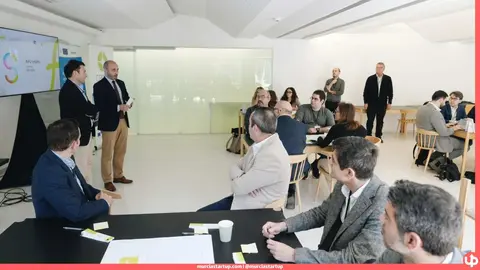 El Instituto de Fomento (Info) celebr&oacute; la nueva edici&oacute;n de su programa de acompa&ntilde;amiento a proyectos europeos de defensa con diez mesas de trabajo y la participaci&oacute;n de Navantia, la Autoridad Portuaria de Cartagena y empresas tecnol&oacute;gicas de la Regi&oacute;n de Murcia.