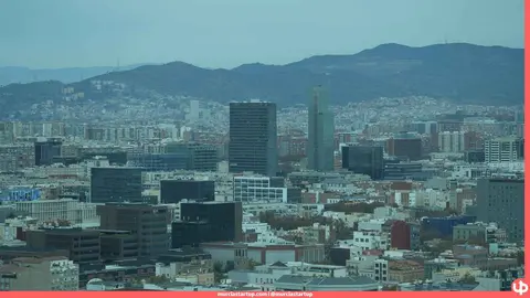 Vistas del skyline de la zona Diagonal Mar - F&ograve;rum, desde el Hotel Arts de Barcelona