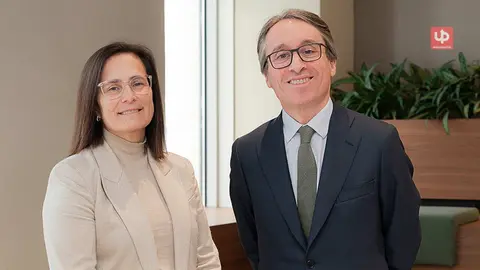 Ana Torrens y H&eacute;ctor Florez (foto: Deloitte)