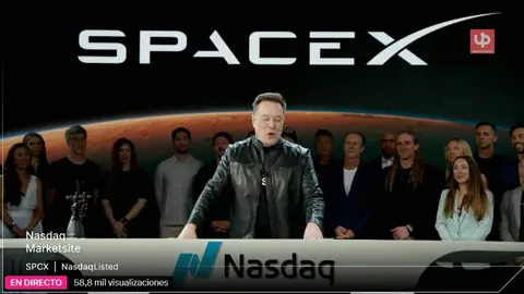 Elon Musk antes del comienzo de la sesi&oacute;n del viernes