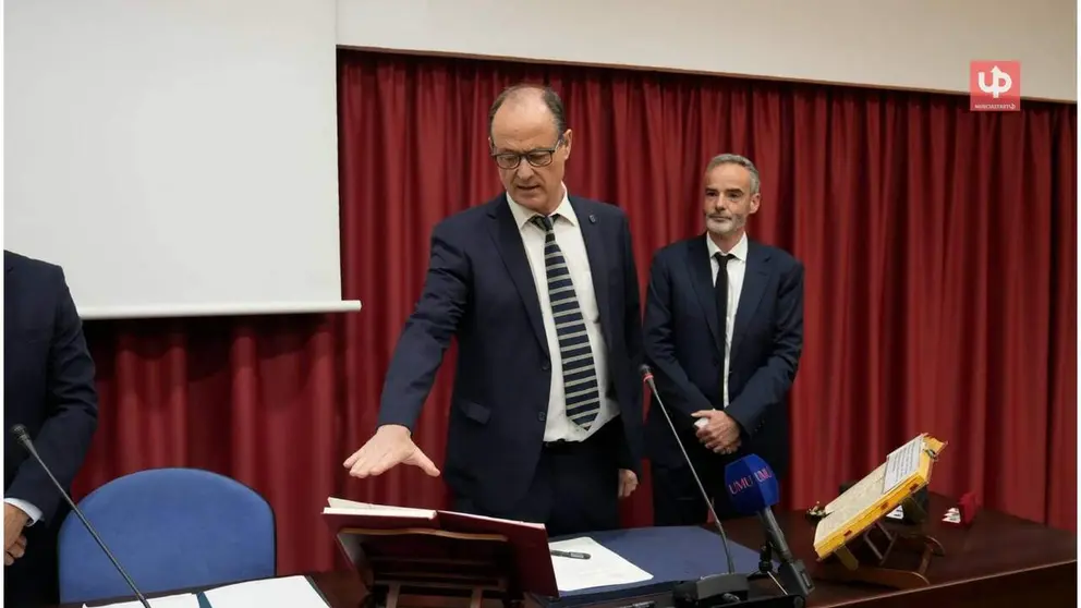 Francisco Esquembre toma posesi&oacute;n como decano de Matem&aacute;ticas de la UMU ante el rector Samuel Baixauli