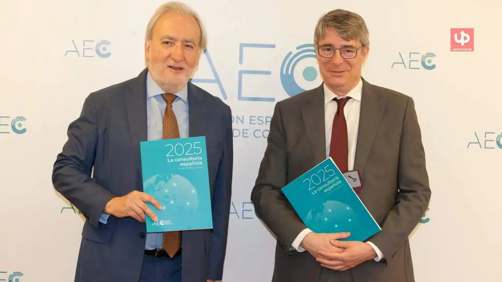 La consultor&iacute;a espa&ntilde;ola factura 23.635 M&euro; y roza los 300.000 empleados