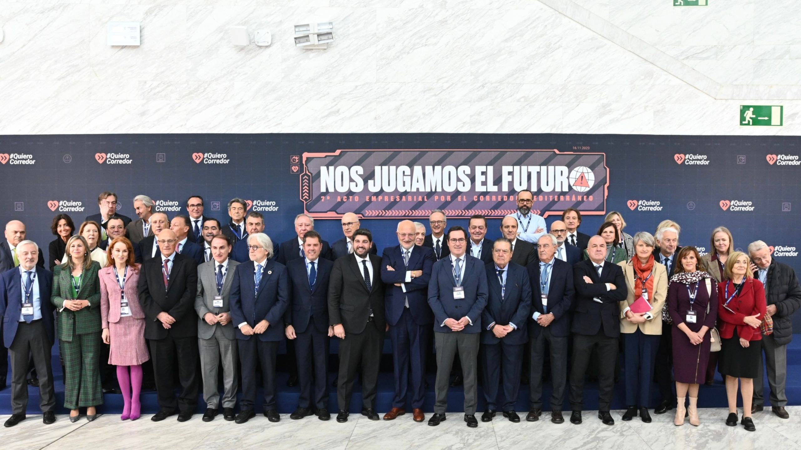 Foto de familia del acto de #QuieroCorredor